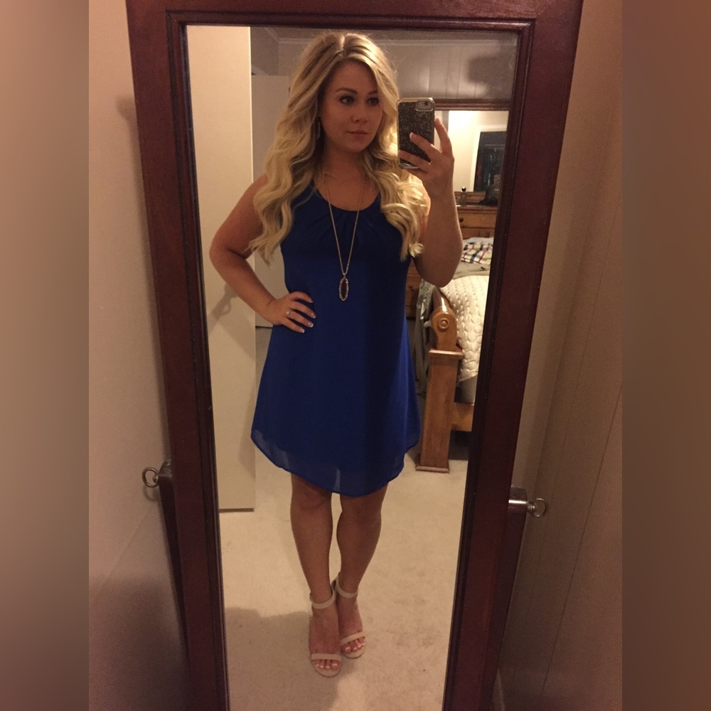 Sleeveless dress